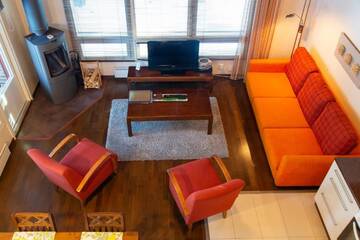 Фото номера Коттедж с 2 спальнями и сауной Дома для отпуска Kolin Lotus Cottages г. Колинкюла 11