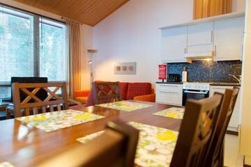 Фото номера Коттедж с 2 спальнями и сауной Дома для отпуска Kolin Lotus Cottages г. Колинкюла 16
