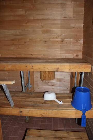Фото номера Шале с 3 спальнями Шале Lake Cottage Jänisvaara г. Колинкюла 42