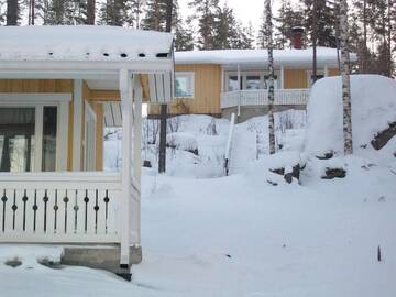 Фото номера Шале с 3 спальнями Шале Lake Cottage Jänisvaara г. Колинкюла 54